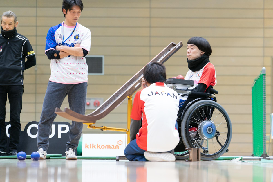 選手の緊張感が観客にも鮮明に伝わる！一般チームと日本代表が熱戦を繰り広げた「ボッチャ東京カップ2019」