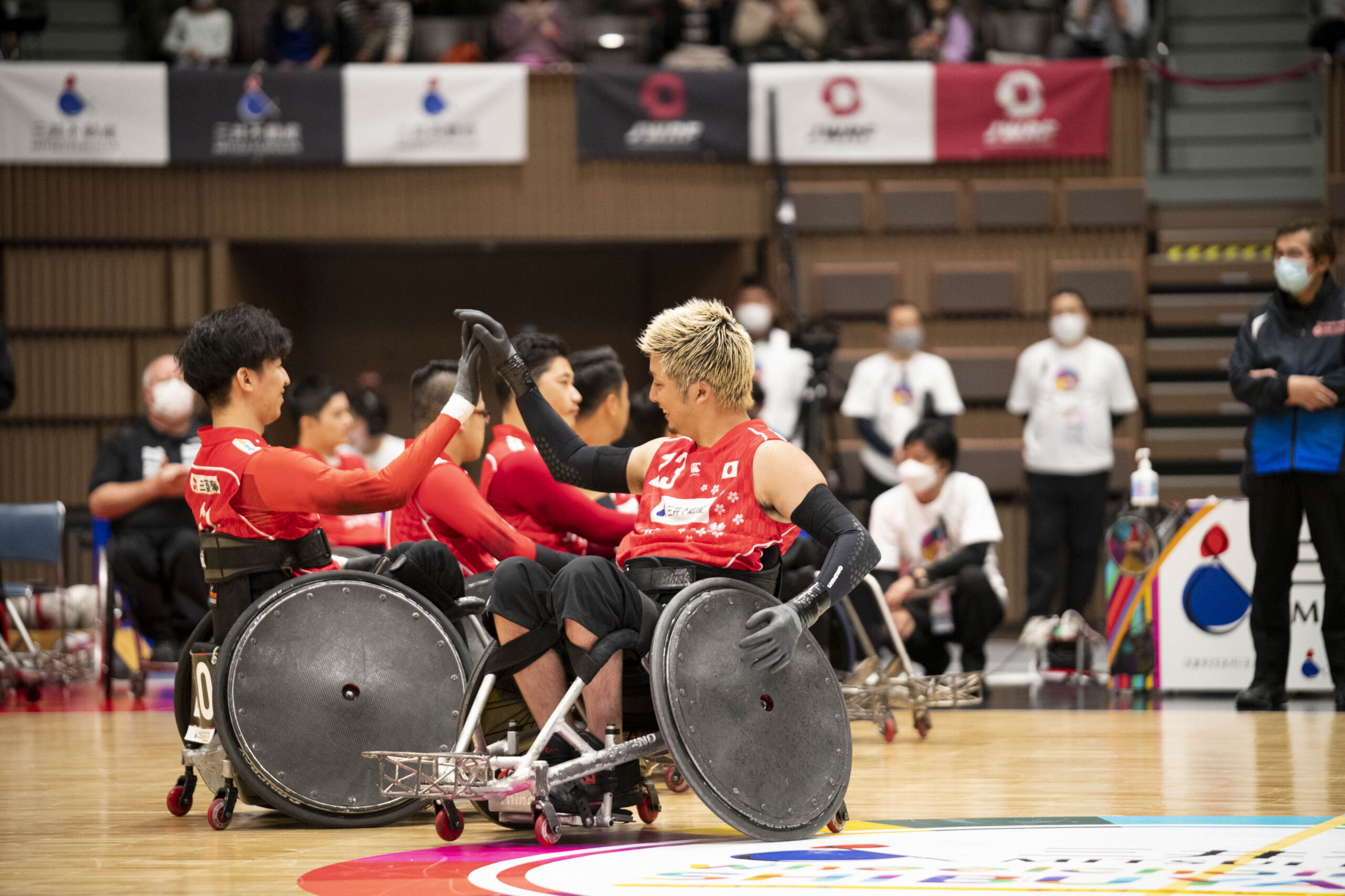 激しいぶつかり合いに会場が沸いた！ 「三井不動産 2022 車いすラグビー SHIBUYA CUP」観戦会レポート